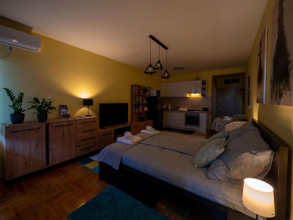 Green Apple Apartment ซูโบติกา ภายนอก รูปภาพ